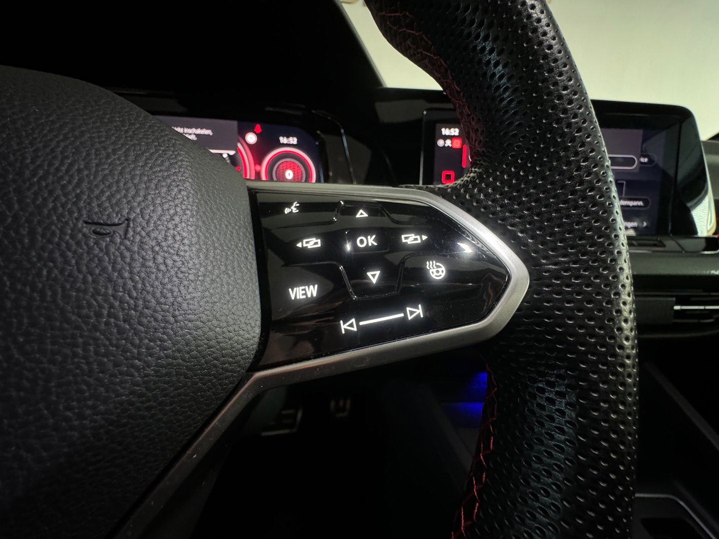 Volkswagen Golf 2.0 TSI GTI Clubsport Pano|HuD|Special Mode