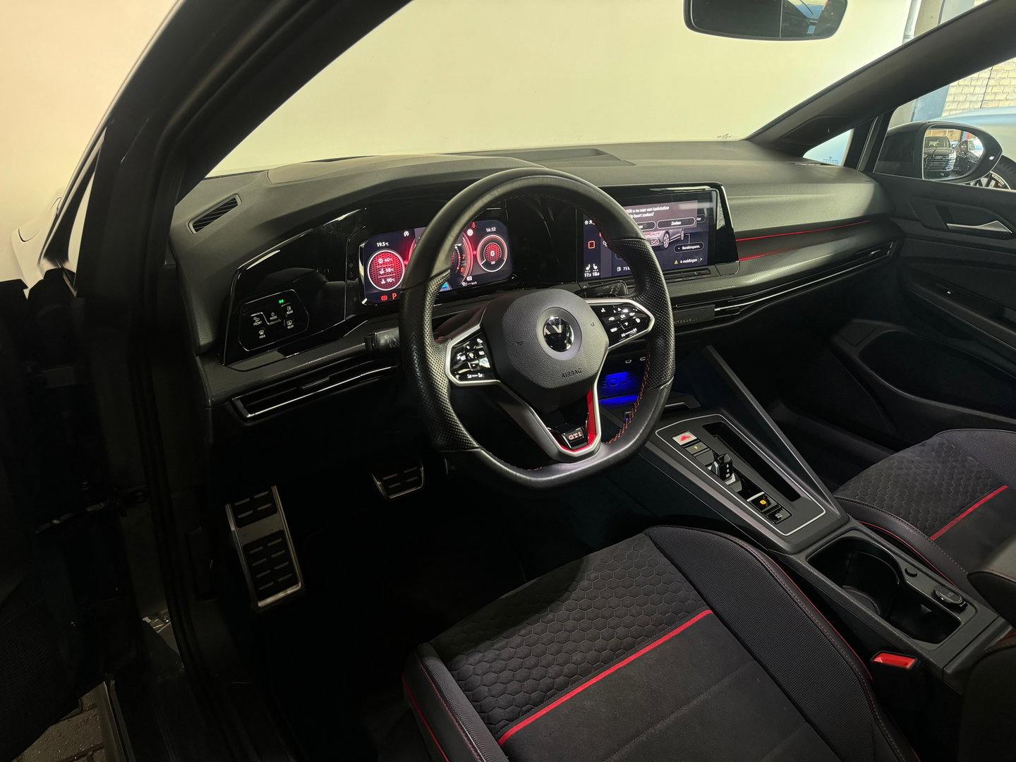 Volkswagen Golf 2.0 TSI GTI Clubsport Pano|HuD|Special Mode