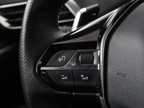 Peugeot 3008 1.6 HYbrid 225 GT | SOH 91,2% | Panoramadak | Leder | Stoelverwarming | 360 Camera | Massage | Adaptive cruise | Focal Sound | Carplay | Keyless | Full LED | Navigatie | PHEV | Plug In