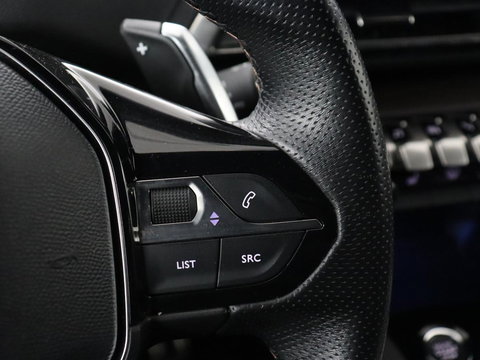 Peugeot 3008 1.6 HYbrid 225 GT | SOH 91,2% | Panoramadak | Leder | Stoelverwarming | 360 Camera | Massage | Adaptive cruise | Focal Sound | Carplay | Keyless | Full LED | Navigatie | PHEV | Plug In