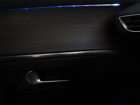 Peugeot 3008 1.6 HYbrid 225 GT | SOH 91,2% | Panoramadak | Leder | Stoelverwarming | 360 Camera | Massage | Adaptive cruise | Focal Sound | Carplay | Keyless | Full LED | Navigatie | PHEV | Plug In