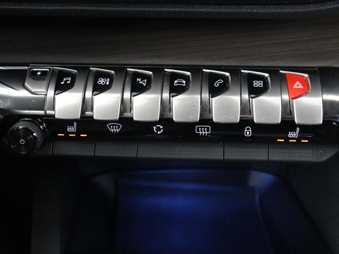 Peugeot 3008 1.6 HYbrid 225 GT | SOH 91,2% | Panoramadak | Leder | Stoelverwarming | 360 Camera | Massage | Adaptive cruise | Focal Sound | Carplay | Keyless | Full LED | Navigatie | PHEV | Plug In