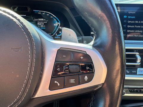 BMW X5 XDrive45e High Executive HUD Pano 360 Trekhaak MAXTON