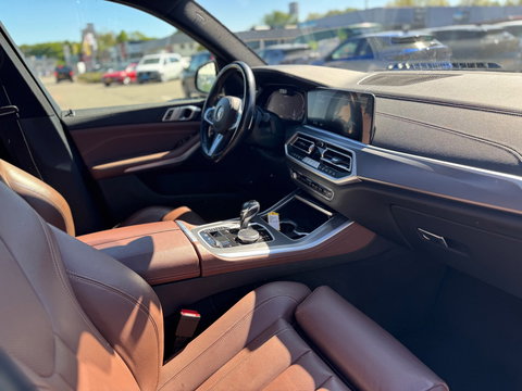 BMW X5 XDrive45e High Executive HUD Pano 360 Trekhaak MAXTON