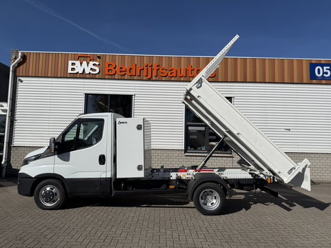 Iveco Daily 35C13 2.3 345 / JPM kipper met kist / dubbellucht / vaste prijs rijklaar € 17.950 ex btw / trekhaak 3500 kg / airco / cruise control / schotten neerklapbaar