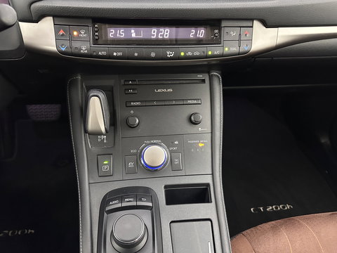 Lexus CT 200h Business Line Aut. *NAVI-FULLMAP | COMFORTSEATS | CAMERA | ECC | CRUISE | DIGI-COCKPIT | 16''ALU*
