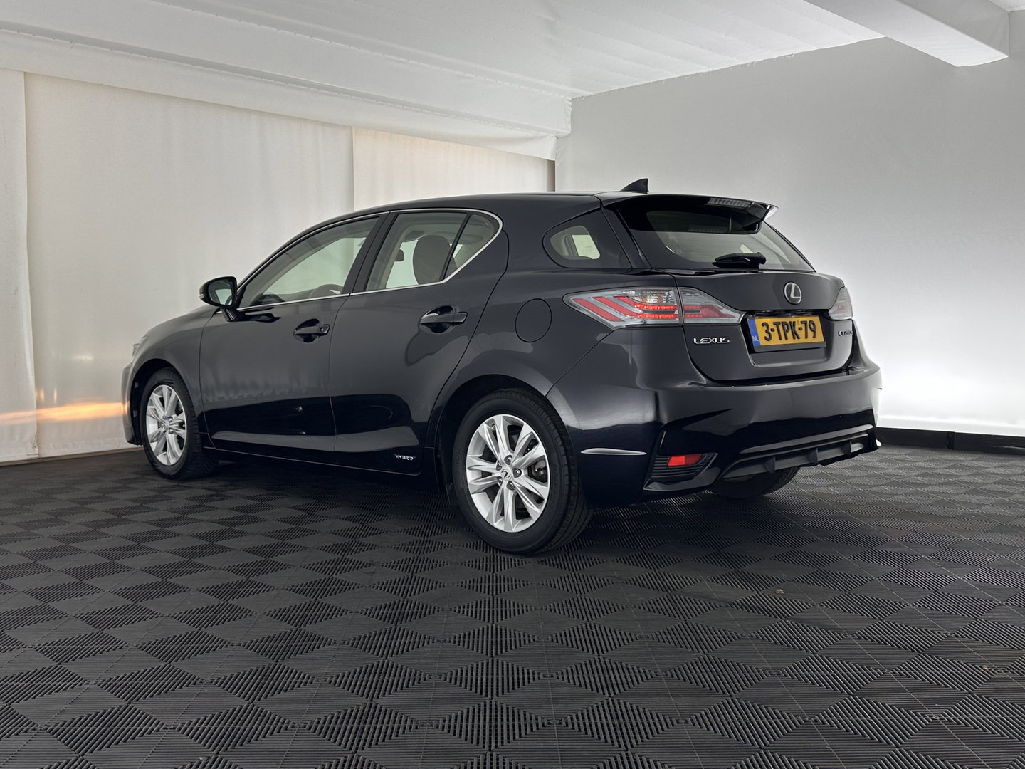 Lexus CT 200h Business Line Aut. *NAVI-FULLMAP | COMFORTSEATS | CAMERA | ECC | CRUISE | DIGI-COCKPIT | 16''ALU*