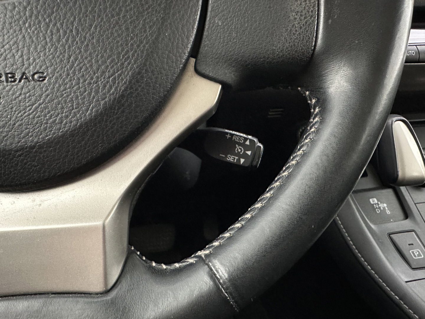 Lexus CT 200h Business Line Aut. *NAVI-FULLMAP | COMFORTSEATS | CAMERA | ECC | CRUISE | DIGI-COCKPIT | 16''ALU*