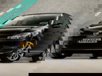 Volkswagen Golf - 1.2 TSI Sportline (NAVIGATIE, CLIMATE, GETINT GLAS, CAMERA, ALCANTARA, SPORTSTOELEN, GETINT GLAS, TREKHAAK, CRUISE, LM VELGEN, NIEUWSTAAT)