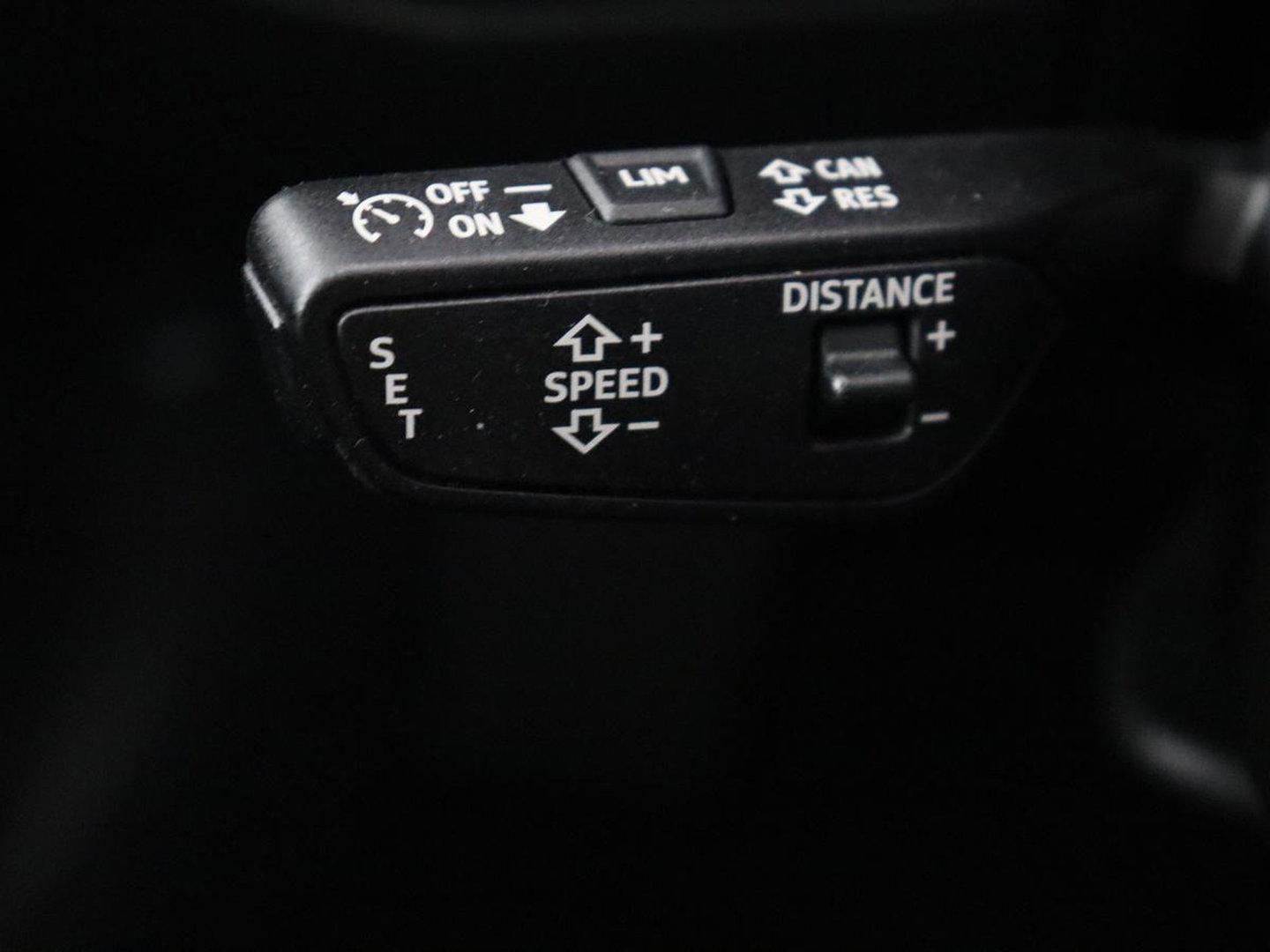 Audi A3 30 TFSI Advanced edition | Sportstoelen | Carplay | Virtual Cockpit | Climate control | Full LED | Navigatie | Cruise control | Parkeerhulp | Bluetooth