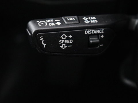 Audi A3 30 TFSI Advanced edition | Sportstoelen | Carplay | Virtual Cockpit | Climate control | Full LED | Navigatie | Cruise control | Parkeerhulp | Bluetooth