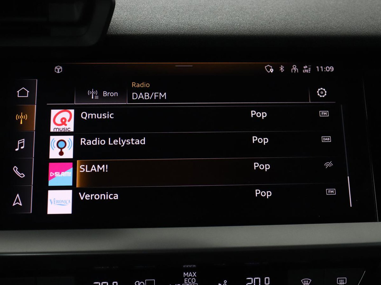 Audi A3 30 TFSI Advanced edition | Sportstoelen | Carplay | Virtual Cockpit | Climate control | Full LED | Navigatie | Cruise control | Parkeerhulp | Bluetooth