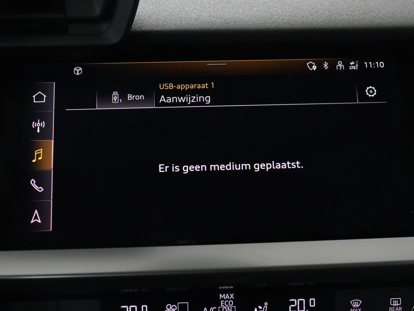 Audi A3 30 TFSI Advanced edition | Sportstoelen | Carplay | Virtual Cockpit | Climate control | Full LED | Navigatie | Cruise control | Parkeerhulp | Bluetooth