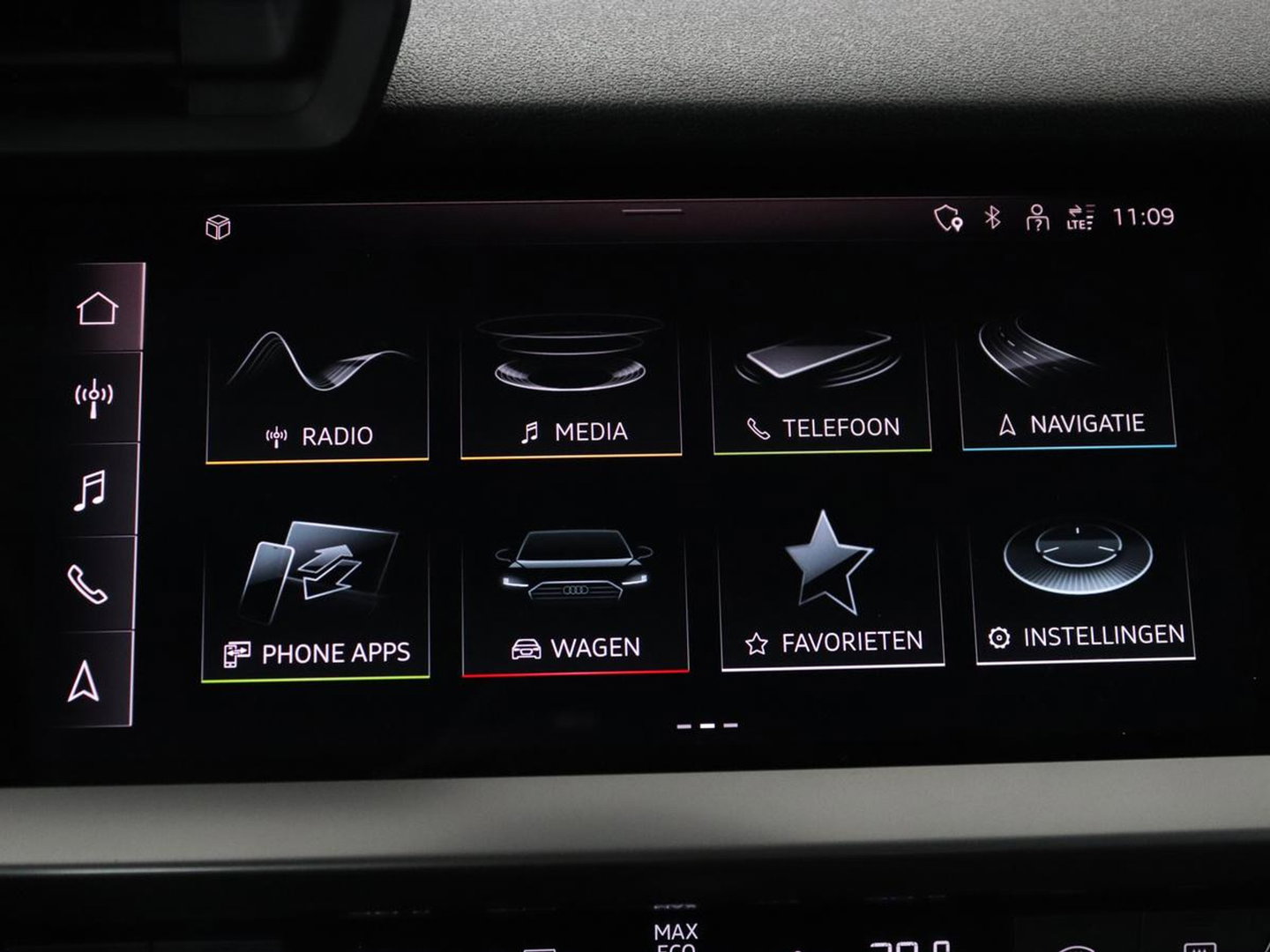 Audi A3 30 TFSI Advanced edition | Sportstoelen | Carplay | Virtual Cockpit | Climate control | Full LED | Navigatie | Cruise control | Parkeerhulp | Bluetooth