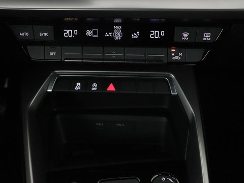 Audi A3 30 TFSI Advanced edition | Sportstoelen | Carplay | Virtual Cockpit | Climate control | Full LED | Navigatie | Cruise control | Parkeerhulp | Bluetooth