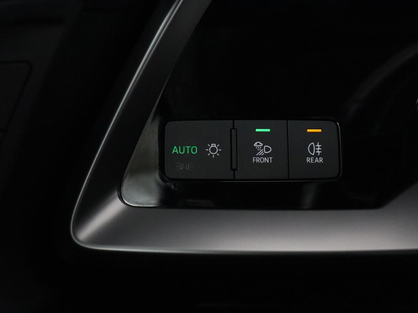 Audi A3 30 TFSI Advanced edition | Sportstoelen | Carplay | Virtual Cockpit | Climate control | Full LED | Navigatie | Cruise control | Parkeerhulp | Bluetooth