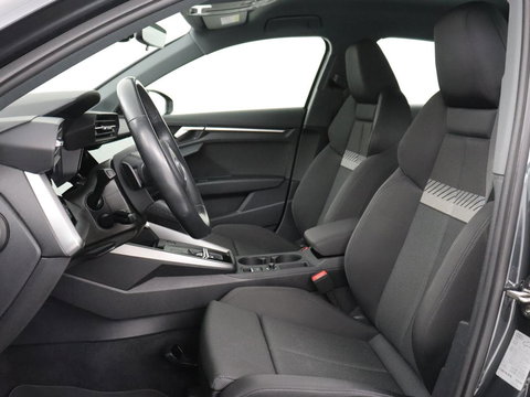 Audi A3 30 TFSI Advanced edition | Sportstoelen | Carplay | Virtual Cockpit | Climate control | Full LED | Navigatie | Cruise control | Parkeerhulp | Bluetooth