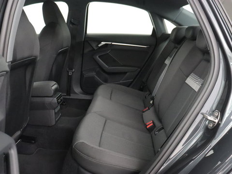 Audi A3 30 TFSI Advanced edition | Sportstoelen | Carplay | Virtual Cockpit | Climate control | Full LED | Navigatie | Cruise control | Parkeerhulp | Bluetooth