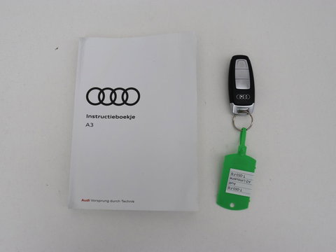 Audi A3 30 TFSI Advanced edition | Sportstoelen | Carplay | Virtual Cockpit | Climate control | Full LED | Navigatie | Cruise control | Parkeerhulp | Bluetooth