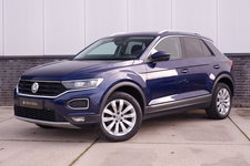 Volkswagen T-Roc - 1.5 TSI Sport LED | Trekhaak | Carplay | Camera | Virtual Cockpit | PDC