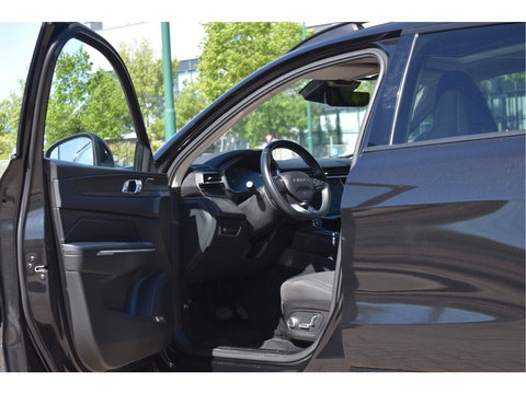 Lynk & Co 01 1.5 261 pk | 360 gr.camera | Trekhaak | Pano.dak | Keyless | Carplay | DAB | Adapt.CC | Allweathers