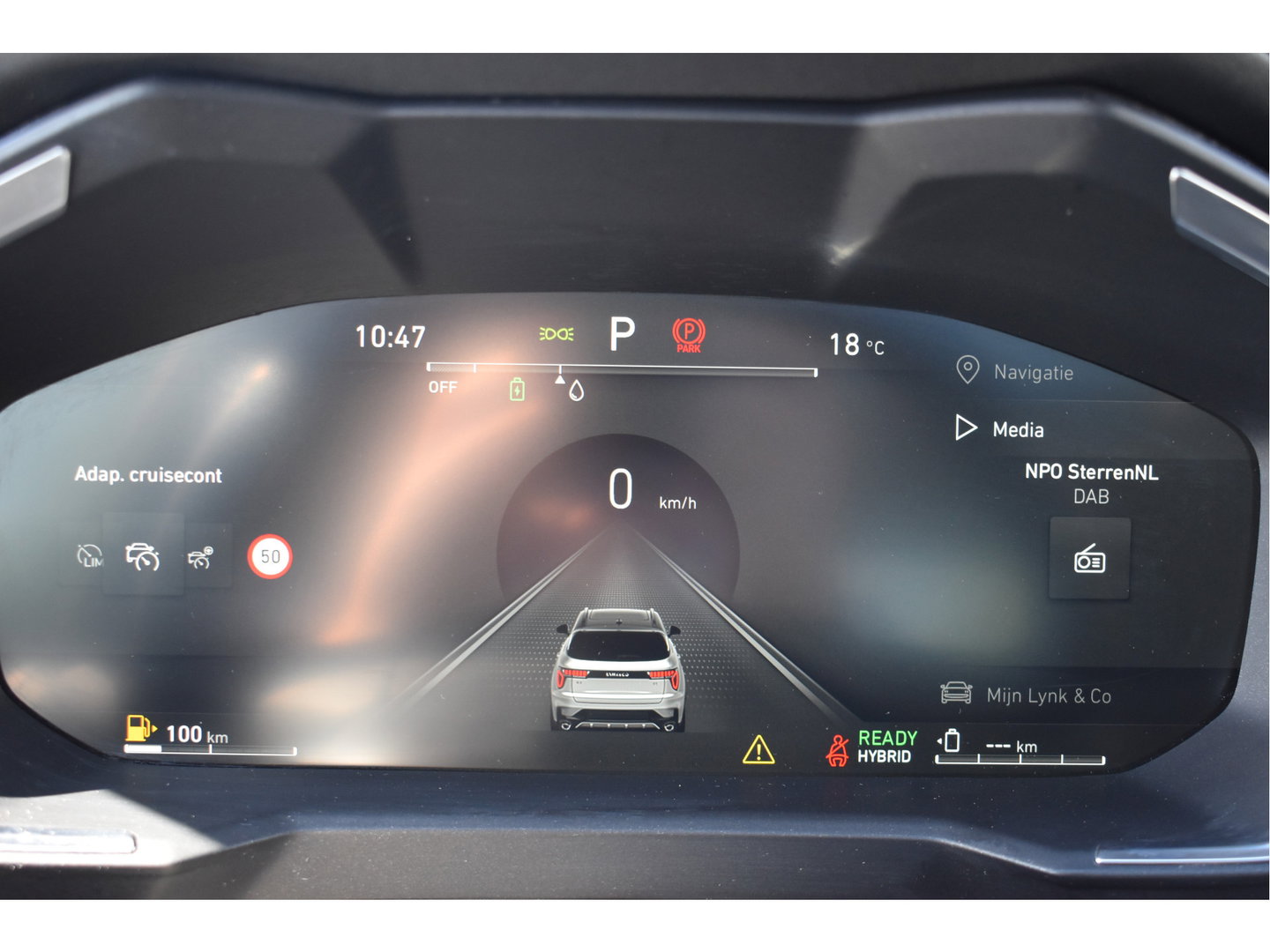 Lynk & Co 01 1.5 261 pk | 360 gr.camera | Trekhaak | Pano.dak | Keyless | Carplay | DAB | Adapt.CC | Allweathers