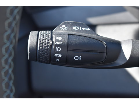 Lynk & Co 01 1.5 261 pk | 360 gr.camera | Trekhaak | Pano.dak | Keyless | Carplay | DAB | Adapt.CC | Allweathers