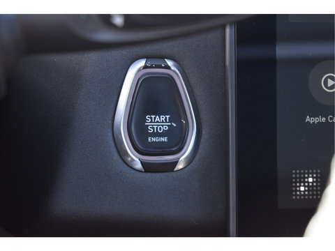 Lynk & Co 01 1.5 261 pk | 360 gr.camera | Trekhaak | Pano.dak | Keyless | Carplay | DAB | Adapt.CC | Allweathers