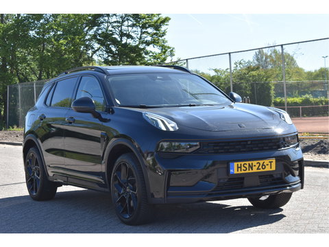 Lynk & Co 01 1.5 261 pk | 360 gr.camera | Trekhaak | Pano.dak | Keyless | Carplay | DAB | Adapt.CC | Allweathers