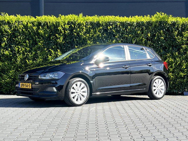 Volkswagen Polo - 1.0 MPI Trendline, CARPLAY, NAVIGATIE, CRUISE CONTROL, AIRCO, STOELVERWARMING, LICHTMETAAL 16"