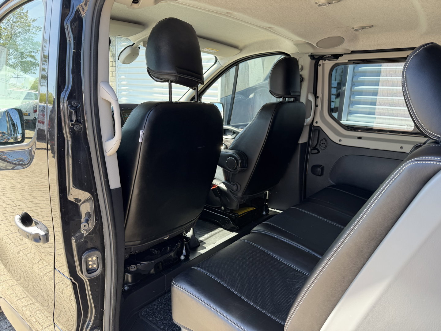 Fiat Talento 2.0 MultiJet 170pk automaat L2H1 SX DC 5 persoons / vaste prijs rijklaar € 21.950 ex btw / lease vanaf € 358 / dubbele schuifdeur / airco / cruise / camera / navigatie / trekhaak !