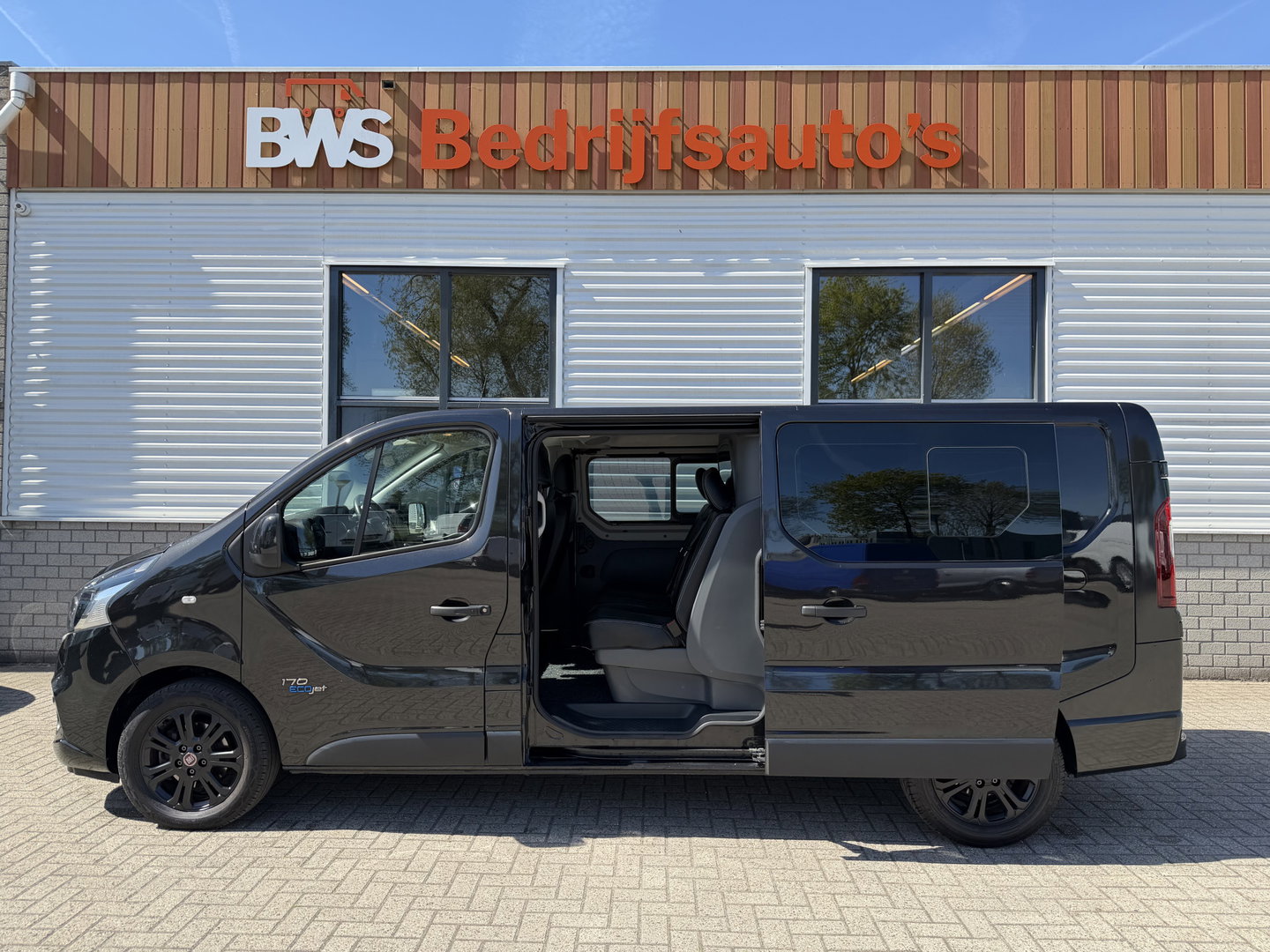 Fiat Talento 2.0 MultiJet 170pk automaat L2H1 SX DC 5 persoons / vaste prijs rijklaar € 21.950 ex btw / lease vanaf € 358 / dubbele schuifdeur / airco / cruise / camera / navigatie / trekhaak !