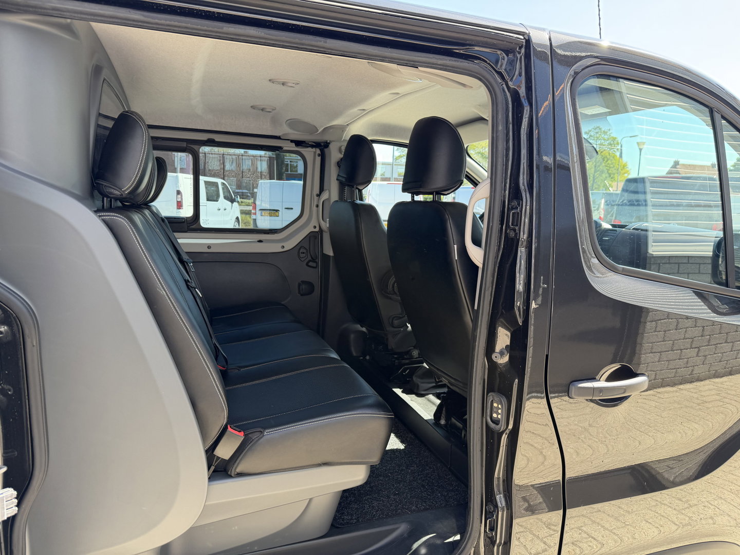 Fiat Talento 2.0 MultiJet 170pk automaat L2H1 SX DC 5 persoons / vaste prijs rijklaar € 21.950 ex btw / lease vanaf € 358 / dubbele schuifdeur / airco / cruise / camera / navigatie / trekhaak !