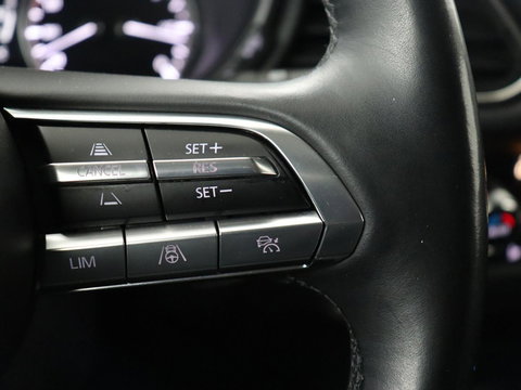 Mazda CX-30 2.0 e-SkyActiv-X M Hybrid Luxury | Leder | Trekhaak | Stoelverwarming | 360 Camera | Head-Up | Carplay | Bose Sound | Stuurverwarming | Navigatie | Keyless | Climate control