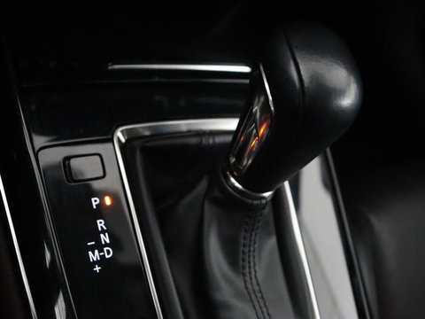 Mazda CX-30 2.0 e-SkyActiv-X M Hybrid Luxury | Leder | Trekhaak | Stoelverwarming | 360 Camera | Head-Up | Carplay | Bose Sound | Stuurverwarming | Navigatie | Keyless | Climate control