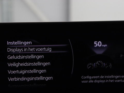 Mazda CX-30 2.0 e-SkyActiv-X M Hybrid Luxury | Leder | Trekhaak | Stoelverwarming | 360 Camera | Head-Up | Carplay | Bose Sound | Stuurverwarming | Navigatie | Keyless | Climate control