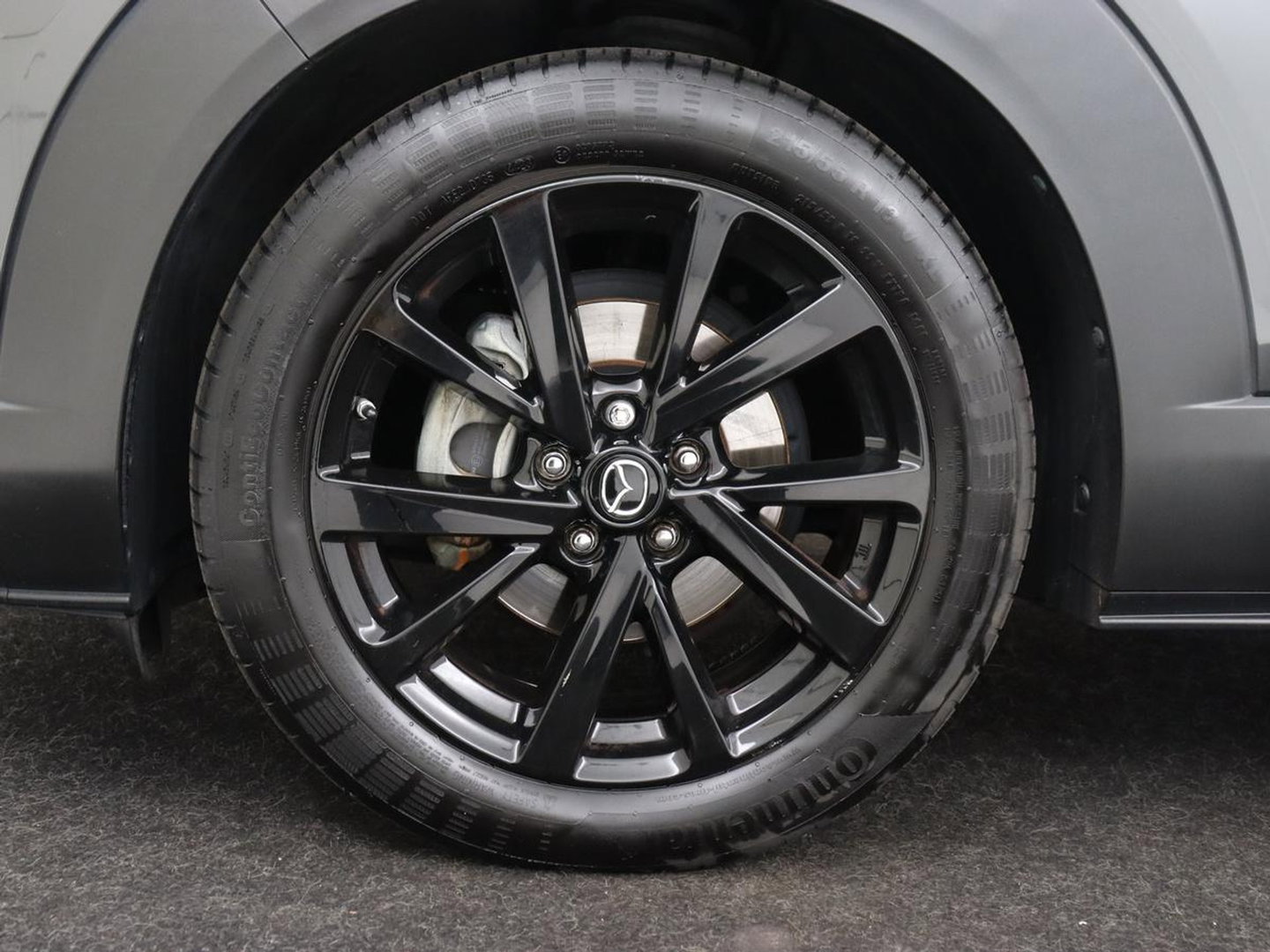 Mazda CX-30 2.0 e-SkyActiv-X M Hybrid Luxury | Leder | Trekhaak | Stoelverwarming | 360 Camera | Head-Up | Carplay | Bose Sound | Stuurverwarming | Navigatie | Keyless | Climate control