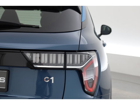 Lynk & Co 01 1.5 MY22 | Pano | Adapt. Cruise | Apple CarPlay & Android Auto | Infinity | 360cam | Stoelverw. | Memory