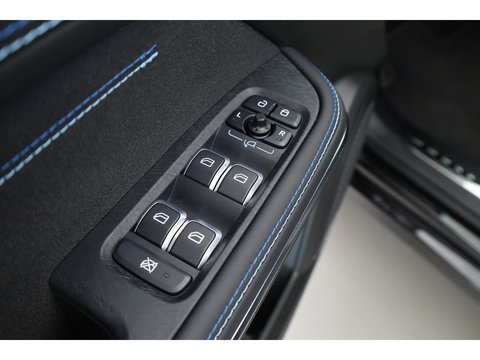 Lynk & Co 01 1.5 MY23 | Zwartehemel | Pano | 360cam + PDC | Adapt. Cruise | Memory | Stoelverw. | Apple CarPlay X