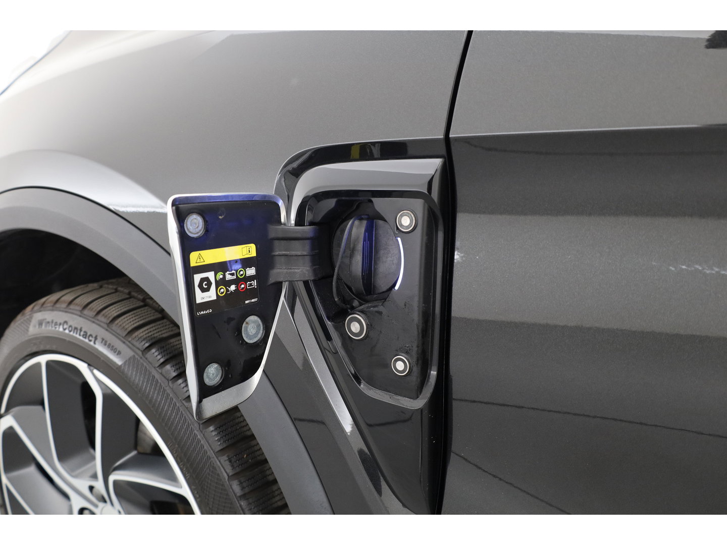 Lynk & Co 01 1.5 MY23 | Zwartehemel | Pano | 360cam + PDC | Adapt. Cruise | Memory | Stoelverw. | Apple CarPlay X