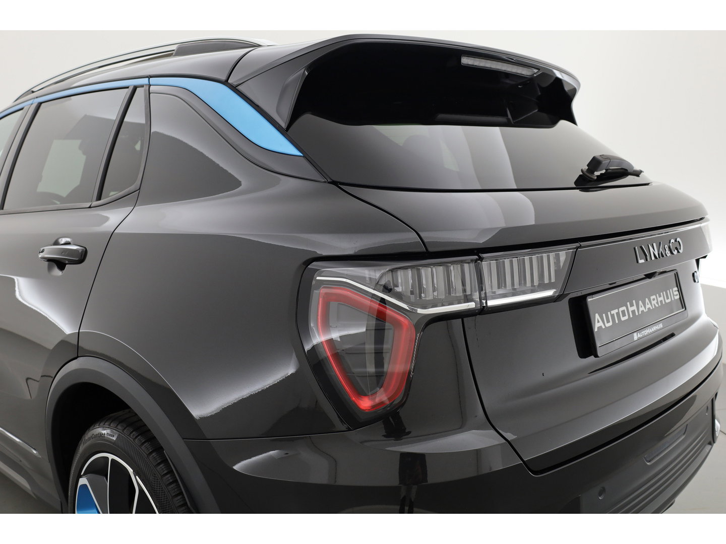 Lynk & Co 01 1.5 MY23 | Zwartehemel | Pano | 360cam + PDC | Adapt. Cruise | Memory | Stoelverw. | Apple CarPlay X