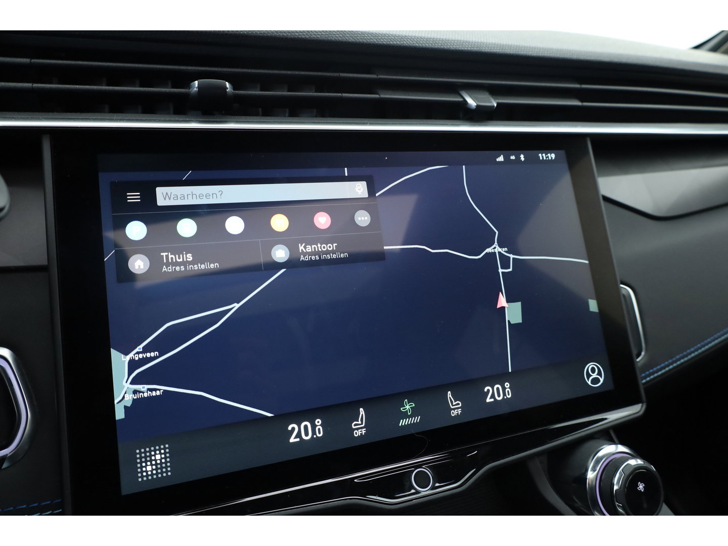 Lynk & Co 01 1.5 PHEV 261PK MY23 | Donkere hemel | S/K-panodak | 360*+ PDC | Adapt. Cruise | Memory | Stoelverw. | Elek. klep | LM 20" | Led | Nav+App.Connect