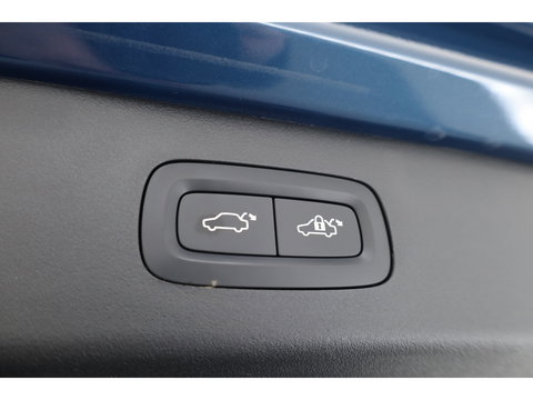 Lynk & Co 01 1.5 PHEV 261PK MY23 | Donkere hemel | S/K-panodak | 360*+ PDC | Adapt. Cruise | Memory | Stoelverw. | Elek. klep | LM 20" | Led | Nav+App.Connect