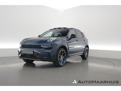Lynk & Co 01 1.5 PHEV 261PK MY23 | Donkere hemel | S/K-panodak | 360*+ PDC | Adapt. Cruise | Memory | Stoelverw. | Elek. klep | LM 20" | Led | Nav+App.Connect