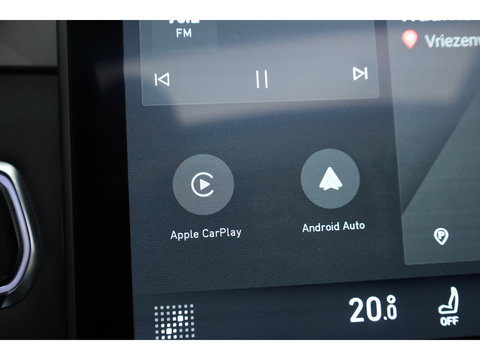 Lynk & Co 01 1.5 PHEV 261PK MY23 | Donkere hemel | S/K-panodak | 360*+ PDC | Adapt. Cruise | Memory | Stoelverw. | Elek. klep | LM 20" | Led | Nav+App.Connect