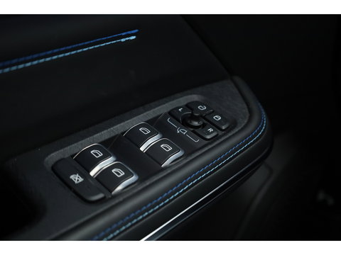 Lynk & Co 01 1.5 PHEV 261PK MY22 | Pano | Adapt. Cruise | Apple CarPlay & Android Auto | Infinity | 360cam | Stoelverw. | Memory