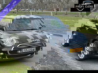 MINI Cooper - Mini 1.5 Chili Business Navi Airco Sfeerverlichting