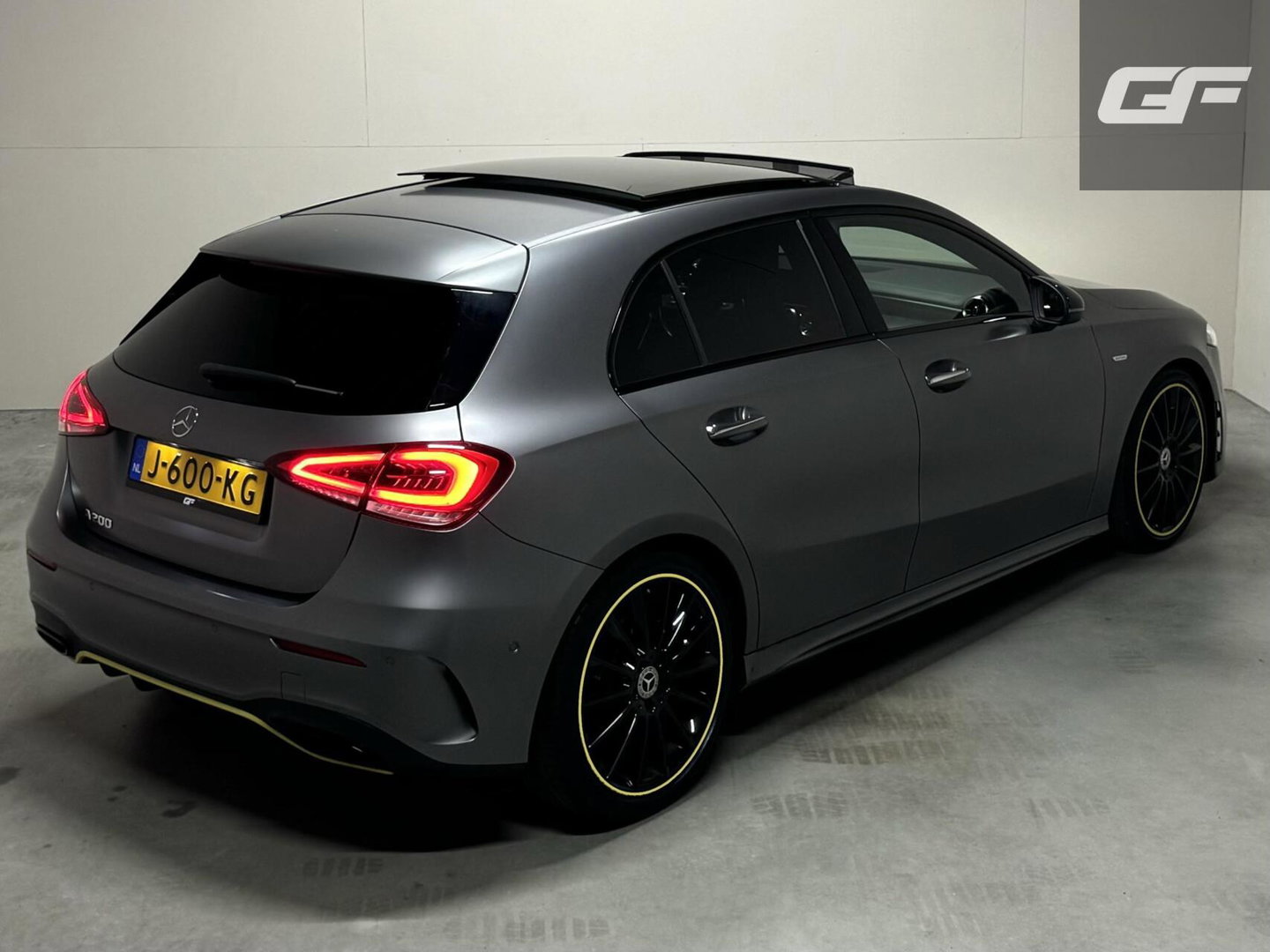 Mercedes-Benz A-Klasse 200 Edition 1 Pano Sfeer Memory Camera