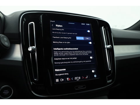 Volvo XC40 2.0 B3 Plus Black Edition | 360 camera | H&K Audio | ACC | Blis | Pixel LED | 20 inch |
