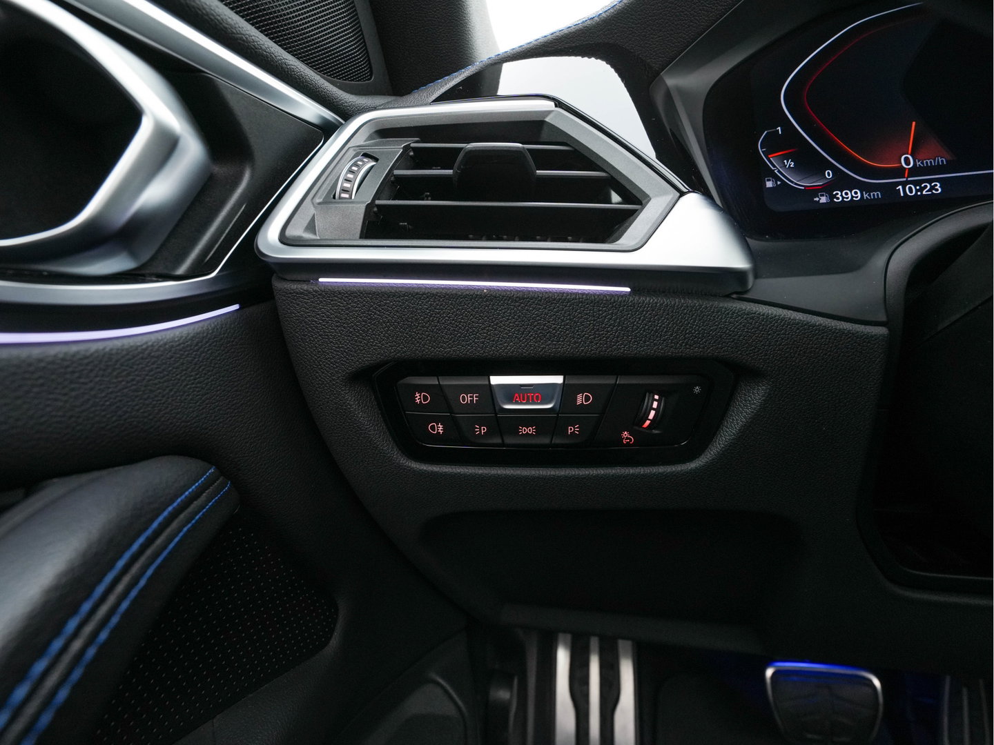 BMW 4 Serie Cabrio 420i High Executive M-Sportpack (INCL.BTW) *LEATHER | FULL-LED | MEMORY-PACK | BLIND-SPOT | DIGI-COCKPIT | HIFI-SOUND | SHIFT-PADDLES | CAMERA | DAB | NAVI-FULLMAP | TOWBAR | 19''ALU*